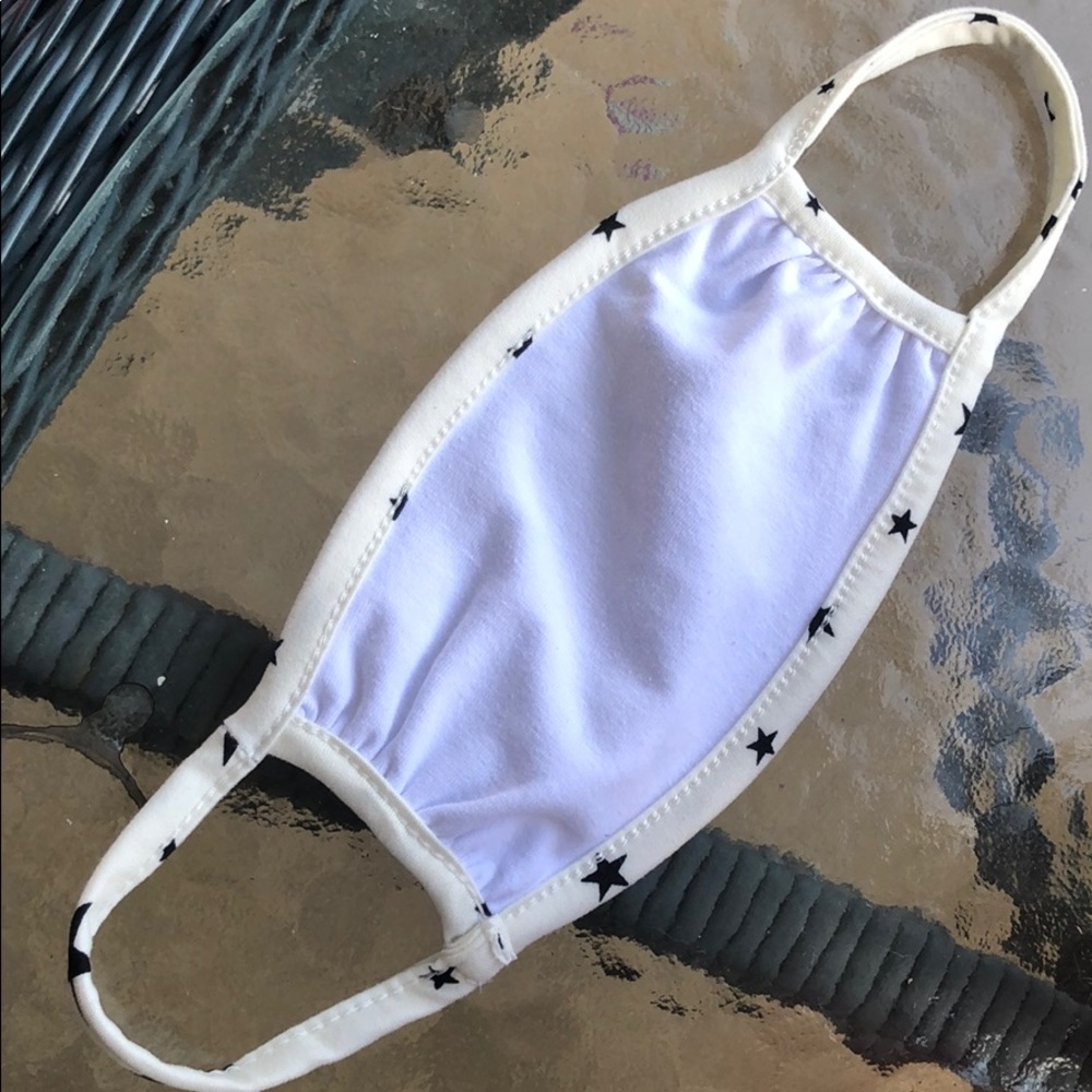 Kids face mask white with black stars - Picture 6 of 8
